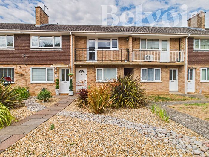 2 Bedroom Maisonette For Sale In Grainger Close, Basingstoke, RG22