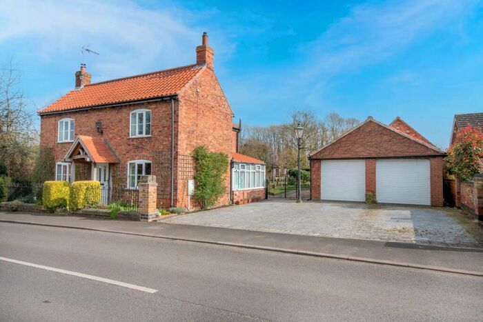 5 Bedroom Detached House For Sale In Top Street, East Drayton, Retford, DN22