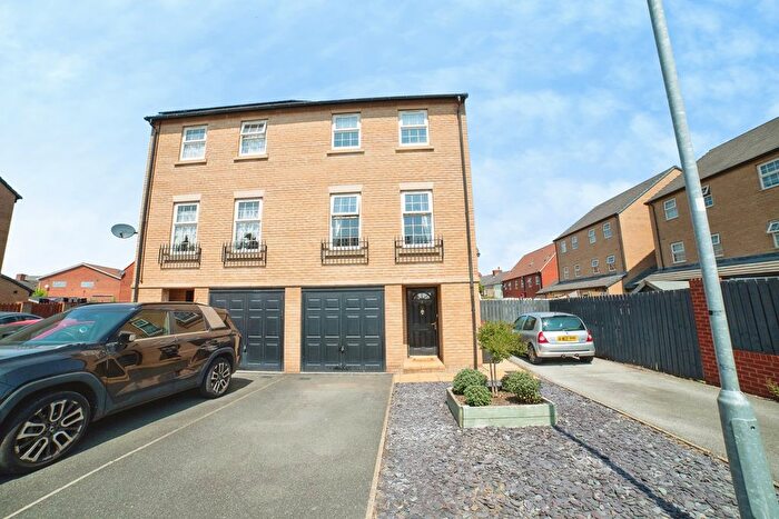 4 Bedroom Semi-Detached House For Sale In Windmill Close, Sutton-In-Ashfield, Nottinghamshire, NG17