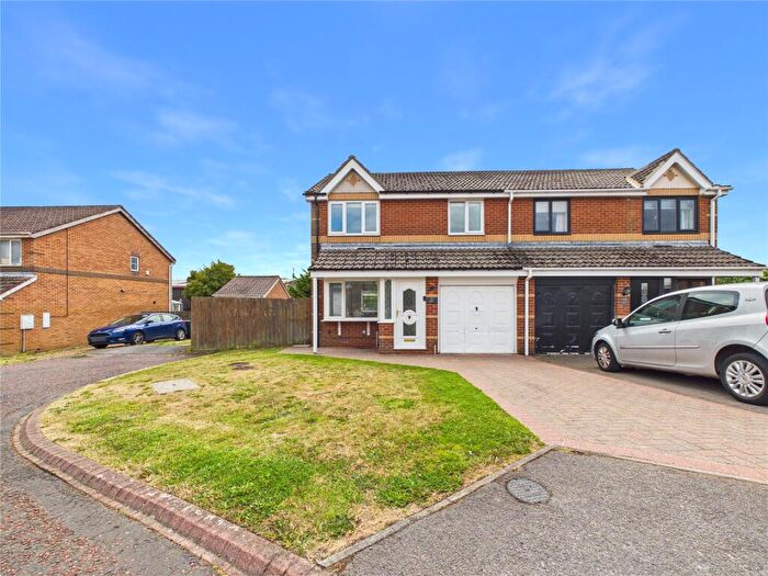 3 Bedroom Semi-Detached House For Sale In Helmsley Drive, Coundon, Bishop Auckland, Durham, DL14