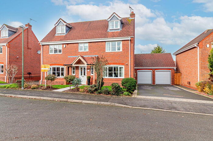 6 Bedroom Detached House For Sale In Huddesford Drive, Balsall Common, CV7