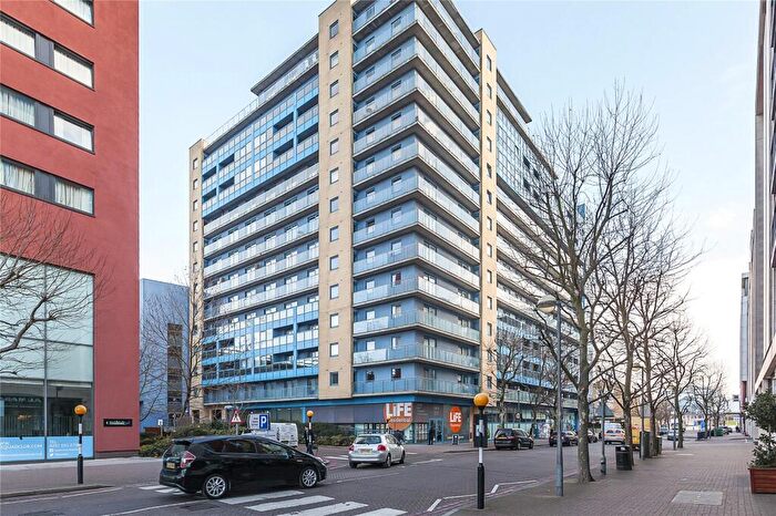 2 Bedroom Flat To Rent In Westgate Apartments, Western Gateway, London, E16