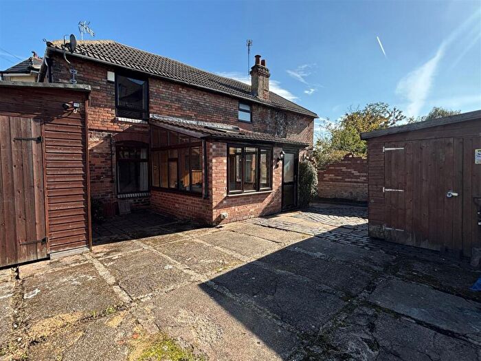 1 Bedroom Semi-Detached House To Rent In Empress Road, Derby, DE23