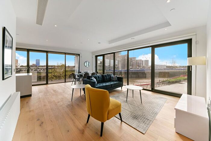 3 Bedroom Flat To Rent In Corson House, London City Island, London, E14