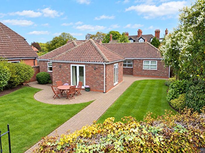 4 Bedroom Detached Bungalow For Sale In Tadcaster Road, York, YO24