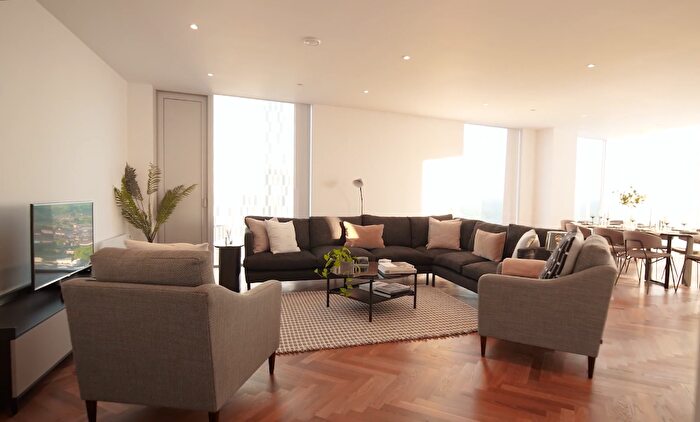 2 Bedroom Apartment To Rent In The Residences Manchester, Greater Manchester, M15