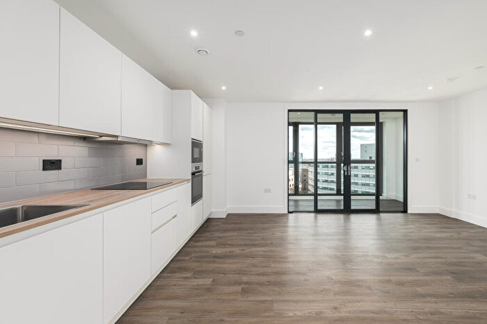 2 Bedroom Flat To Rent In Pearson Building, Station Road, Croydon, CR0