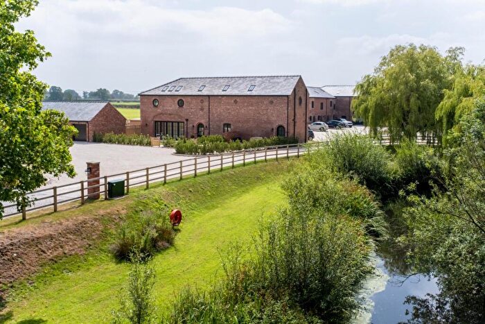 2 Bedroom Barn Conversion For Sale In Old Hall Country Estate, Chester, CH3