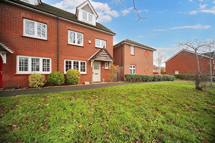 4 Bedroom Semi Detached House For Sale In Thomas Street, Wigan, WN5