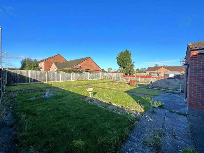 2 Bedroom Bungalow For Sale In Walkers Way, Barrowby, Grantham, NG32