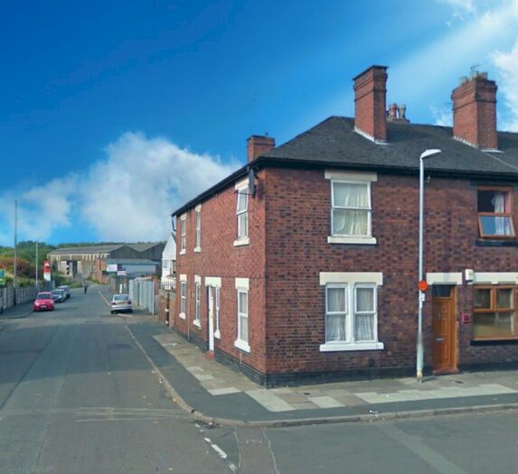 3 Bedroom Terraced House To Rent In Bute Street, Fenton, Stoke-On-Trent ST4