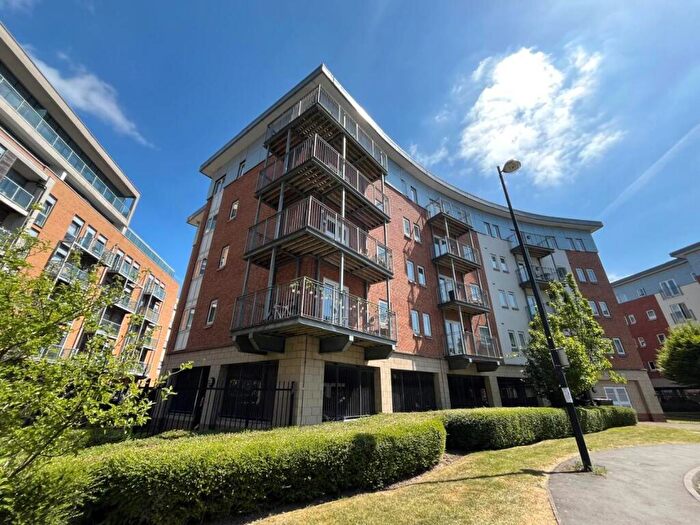 1 Bedroom Flat To Rent In Brindley House, Elmira Way, Salford, M5