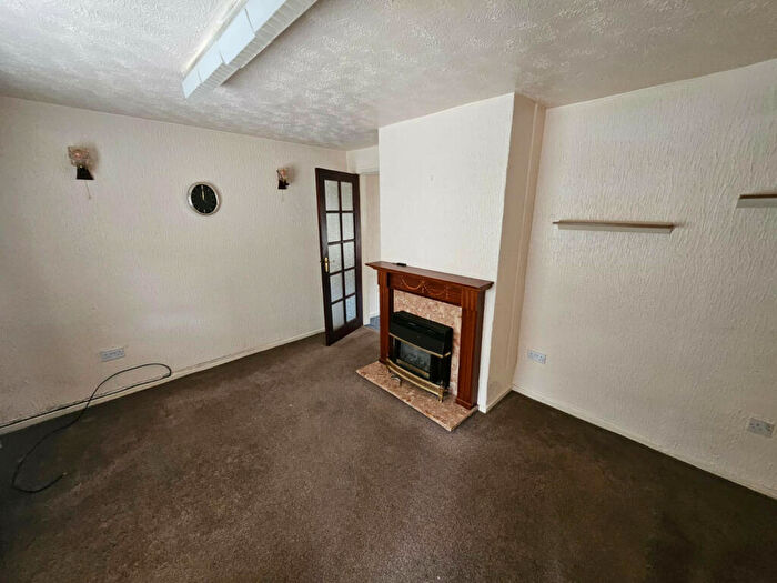 2 Bedroom Terraced House To Rent In Buxton Avenue, Ashton-under-Lyne, Lancashire, OL6