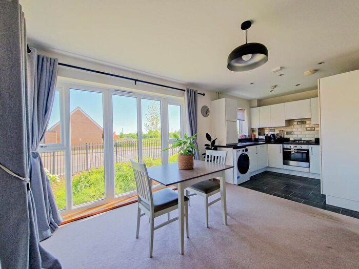 2 Bedroom Apartment For Sale In Venus Avenue, Biggleswade, SG18