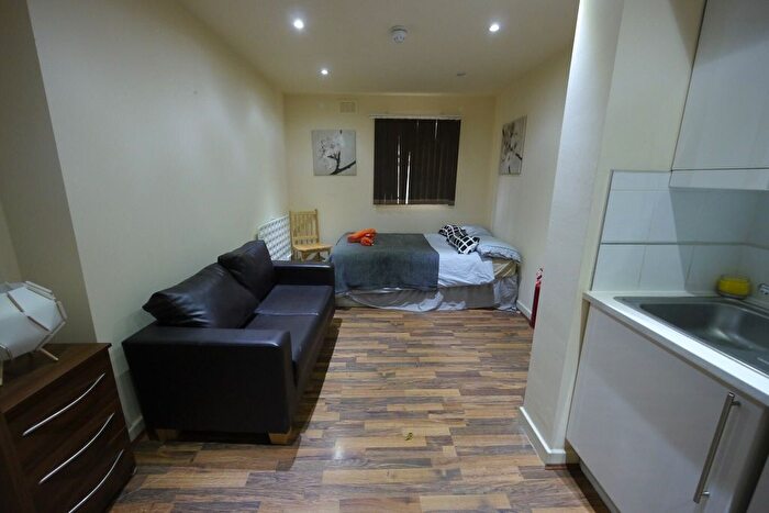 Studio To Rent In Chichele Road, London, NW2