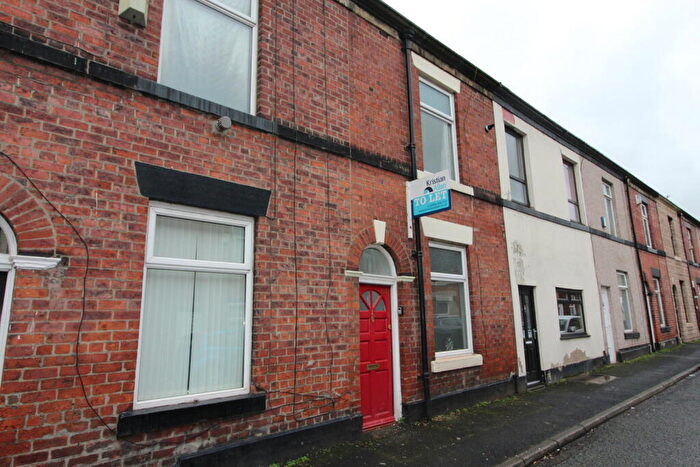 2 Bedroom Terraced House To Rent In Wood Street, Bury, BL8