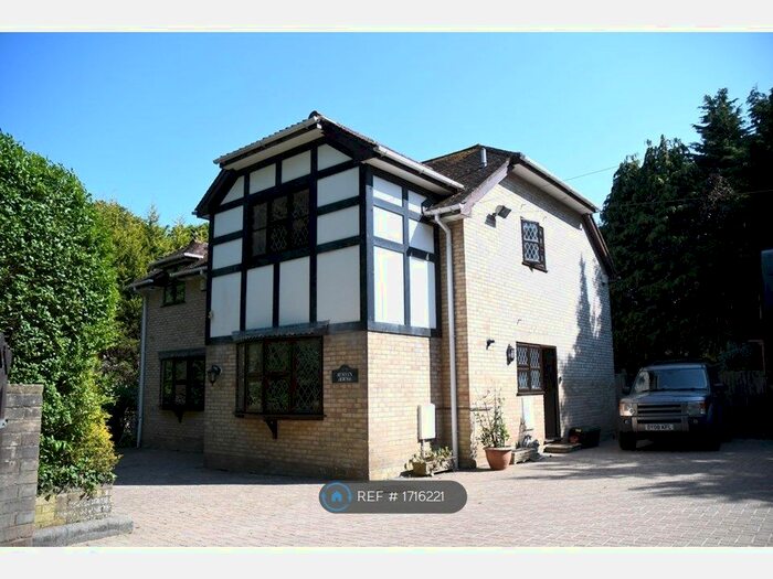 4 Bedroom Detached House To Rent In Lower Buckland Road, Lymington, SO41