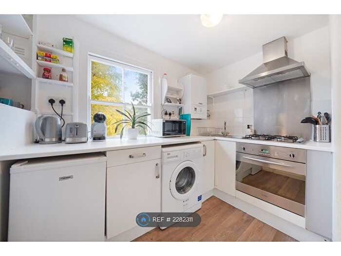 1 Bedroom Flat To Rent In Maida Vale, Jw, W9