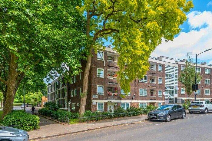 Studio To Rent In Delamere Terrace, Little Venice, London, W2