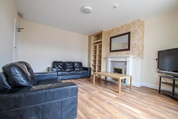 6 Bedroom House To Rent In £pppw - Grosvenor Road, Jesmond, NE2