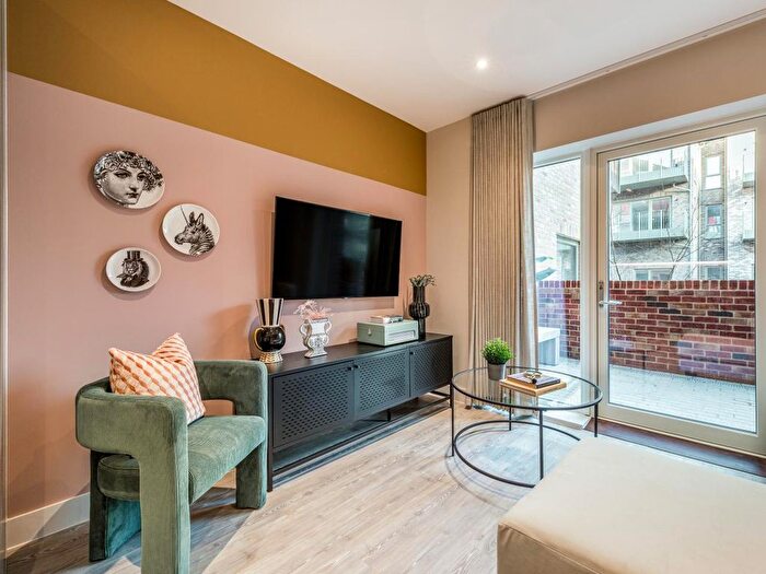 1 Bedroom Flat For Sale In Newmarket Road, Cambridge, CB5