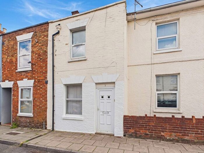 2 Bedroom Terraced House For Sale In Hanover Street, Cheltenham, GL50