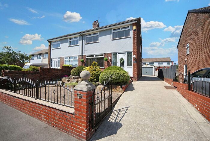 3 Bedroom Semi-Detached House For Sale In Bold Street, Wigan, WN5