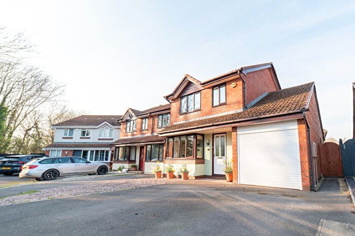 3 Bedroom Detached House For Sale In Alverton Drive, Bishops Cleeve, Cheltenham, GL52