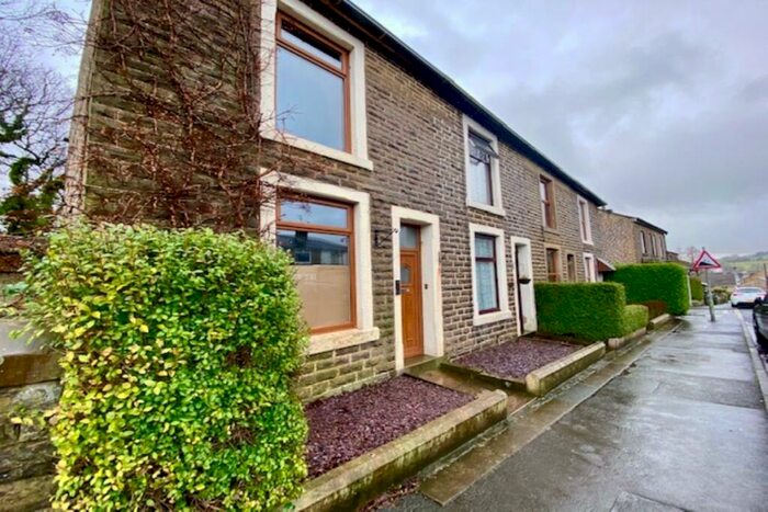 2 Bedroom Terraced House To Rent In Helmshore Road, Helmshore, Rossendale, Lancashire, BB4