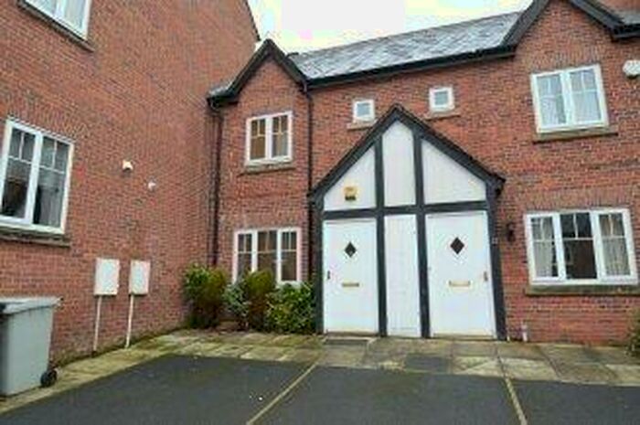 2 Bedroom Terraced House To Rent In Eastgate, Macclesfield, Cheshire, SK10