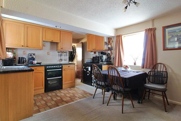 3 Bedroom Cottage For Sale In Great North Road, Eaton Socon, PE19