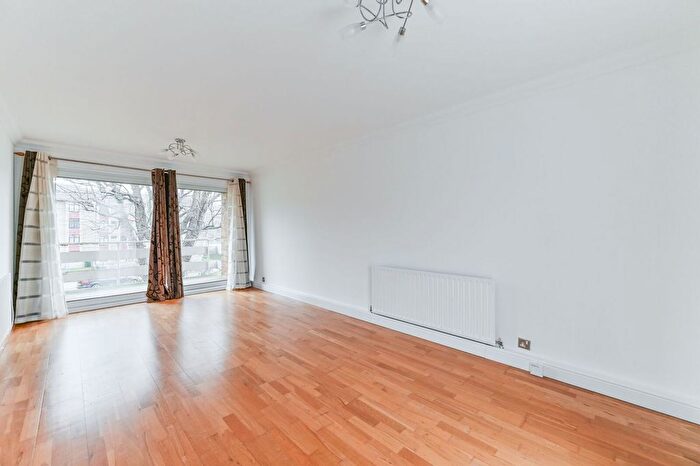 2 Bedroom Flat To Rent In Maldon Road, Wallington, SM6
