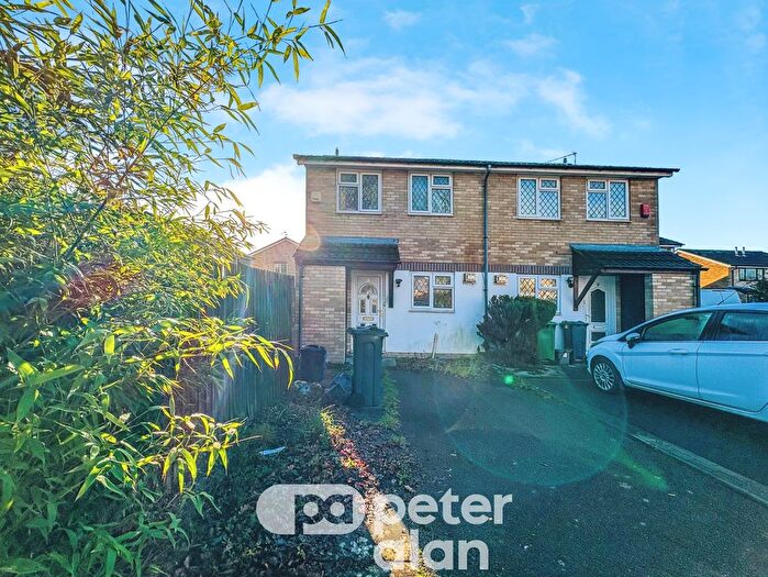 3 Bedroom Semi Detached House To Rent In Wicken Close, St. Mellons, Cardiff, CF3