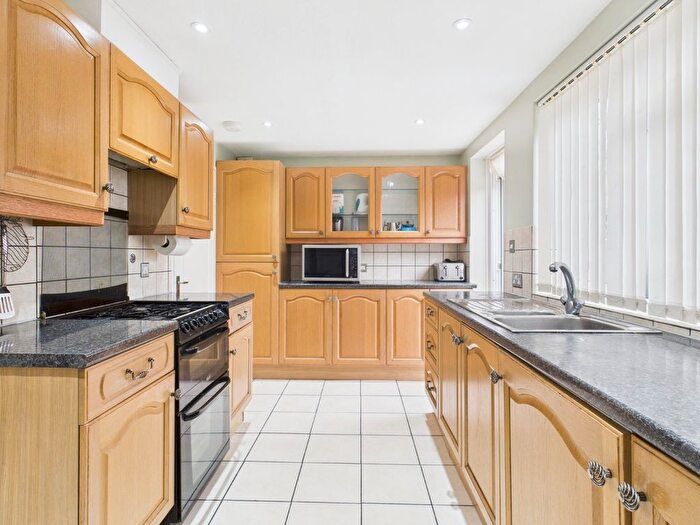 3 Bedroom Semi-detached House To Rent In Main Street, Feltham, TW13