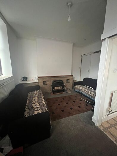 2 Bedroom Detached House To Rent In Cartmel Road, Keighley, BD21