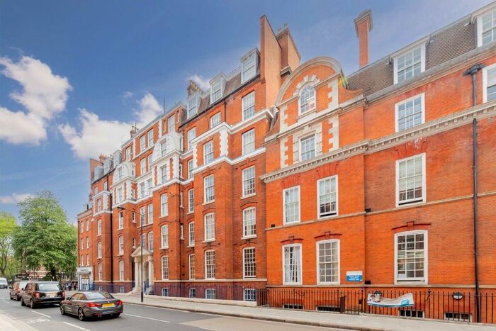 1 Bedroom Flat To Rent In Hunter Street, London, WC1N