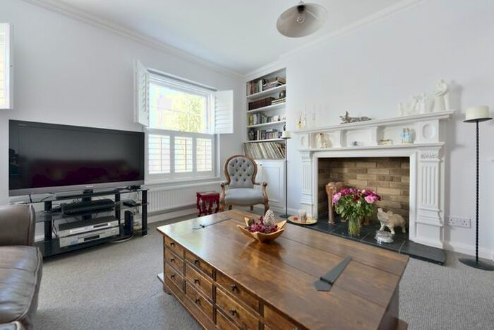 2 Bedroom Flat To Rent In College Cross, London, N1