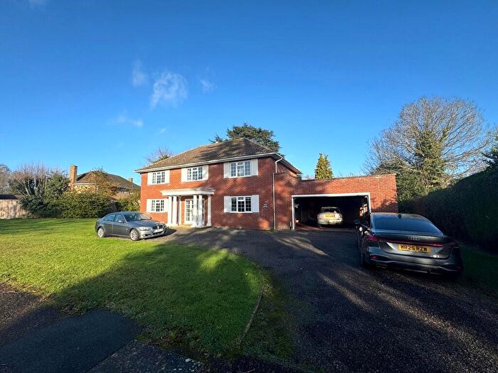 4 Bedroom Detached House To Rent In Hardwick Park Gardens, Bury St. Edmunds, IP33