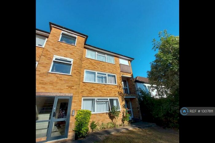 1 Bedroom Flat To Rent In South Park Hill Road, Croydon, CR2