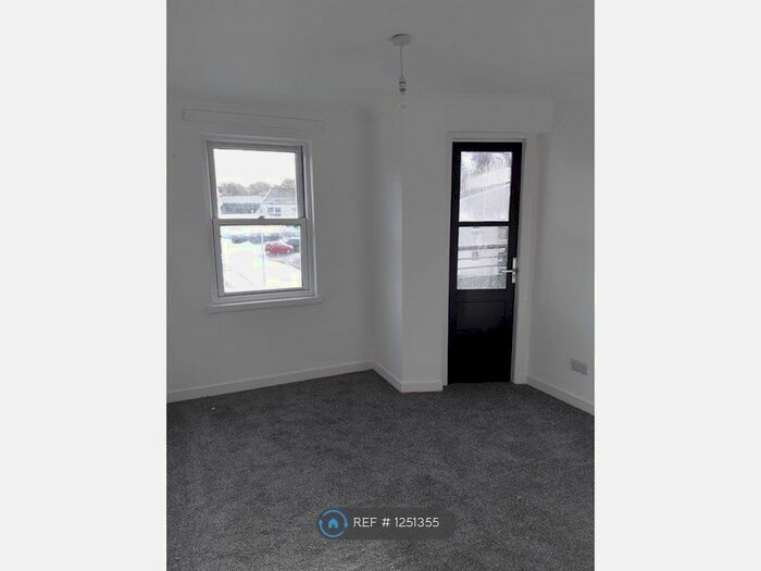 1 Bedroom Flat To Rent In Pathhead, Douglas, Lanark ML11