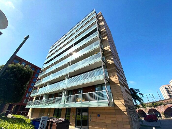 2 Bedroom Apartment To Rent In St Georges Island, Kelsoe Place, Manchester City Centre, M15