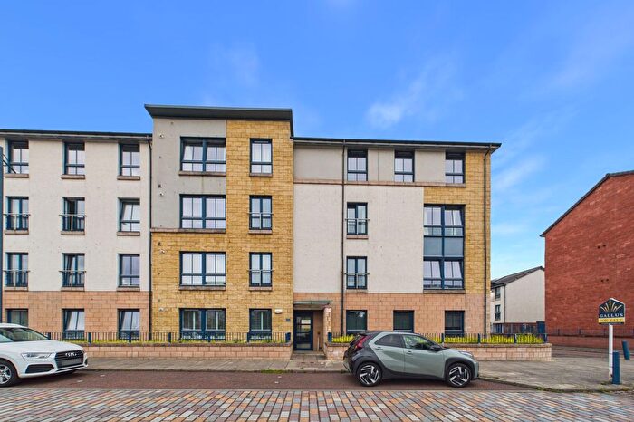 2 Bedroom Flat For Sale In Oatlands Square, Glasgow, G5