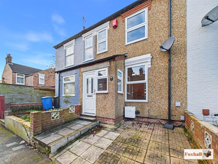 3 Bedroom Terraced House For Sale In Orwell Road, Ipswich, IP3