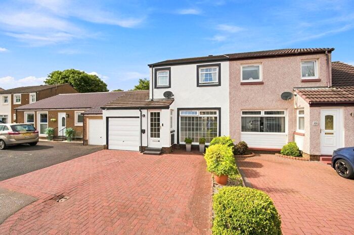 3 Bedroom Semi-Detached House For Sale In Titchfield Way, Girdle Toll, Irvine, KA11