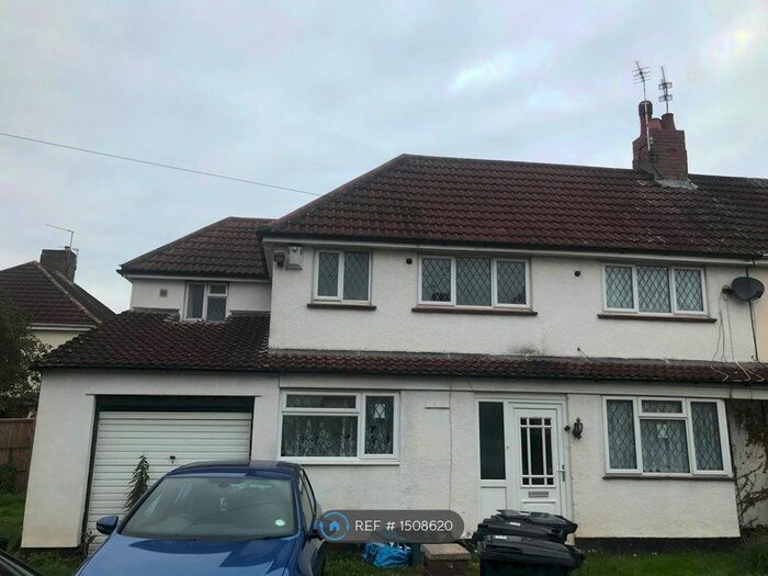 5 Bedroom End Of Terrace House To Rent In Ronald Road, Bristol, BS16