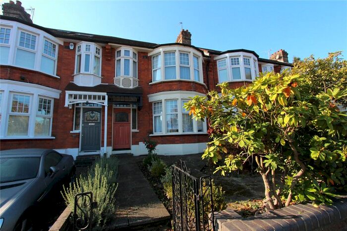 3 Bedroom Terraced House To Rent In Bourne Hill, Palmers Green, London, N13