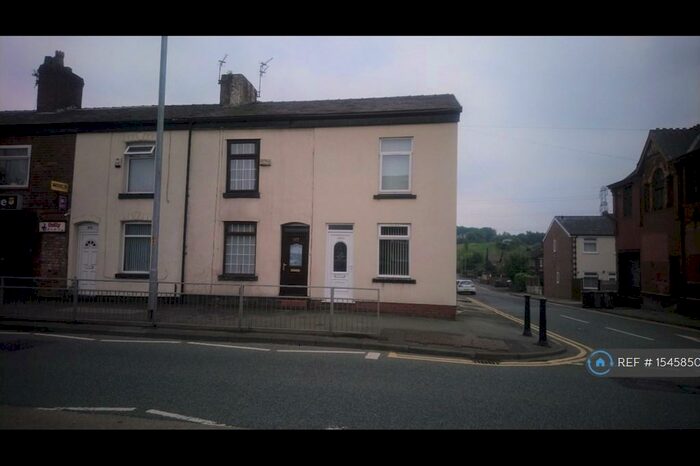 2 Bedroom Terraced House To Rent In Manchester Old Road, Middleton, Manchester, M24