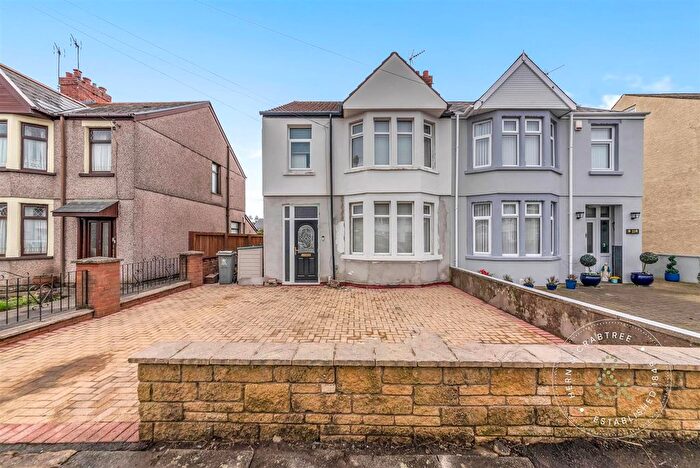 3 Bedroom Semi Detached House For Sale In Wellwright Road, Fairwater, Cardiff, CF5