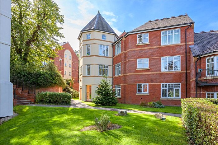 2 Bedroom Flat For Sale In Pennant Court, Penn Road, Wolverhampton, West Midlands, WV3