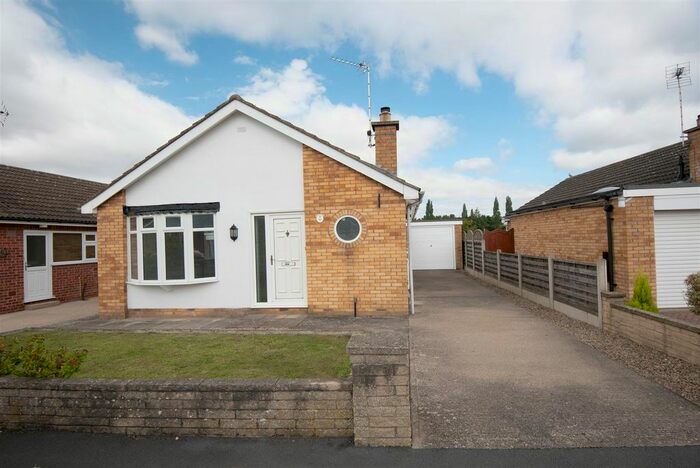 2 Bedroom Detached Bungalow To Rent In Avon Drive, Huntington, York, YO32